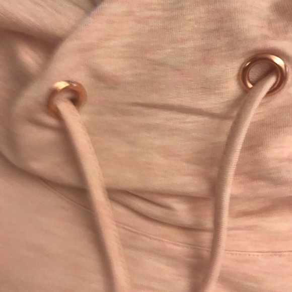 NWT Cupio women’s cowl neck Top. faint pink - Picture 11 of 11